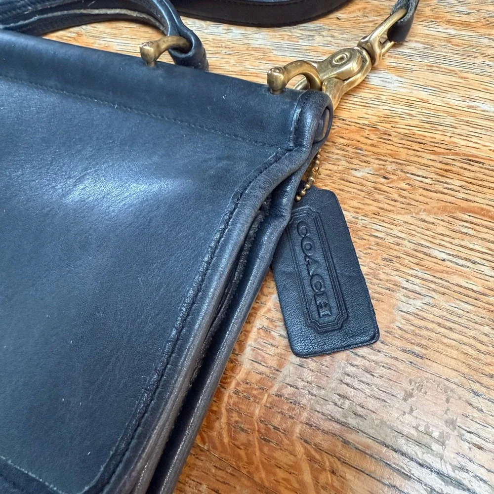 Vintage Willis Coach Purse - Picture 3 of 8